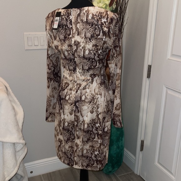 Guess Dress. - Picture 9 of 10